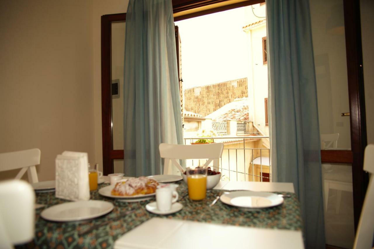 Bnb Donnalaura Карини Экстерьер фото